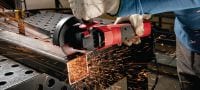 AG 600-20D Angle grinder Powerful 14-amp angle grinder with dead man’s switch for cutting and grinding in metal, concrete, and masonry with discs up to 6” Applications 4