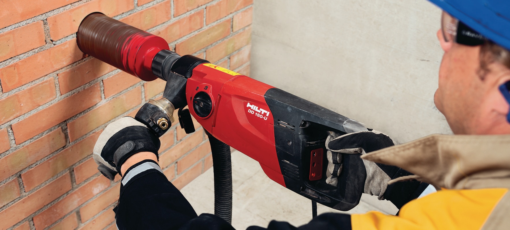 Бурение отверстий перфоратором. Алмазное бурение Hilti dd150. Hilti DD 150. Хилти 150 алмазное бурение. Алмазное сверление отверстий в стене ф120 s=20 0-400мм.