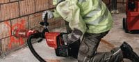 DD 150-U-22 Cordless core drill Cordless diamond coring machine for handheld or rig-based coring from 52-162 mm (2 - 6-3/8) in concrete or up to 252mm (10”) in masonry (Nuron battery) Applications 1