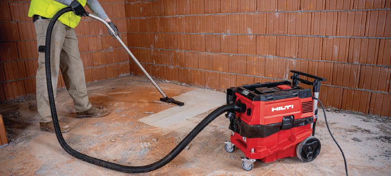 VC 5 Construction vacuum Powerful construction vacuum with power outlet for daily jobsite clean ups (wet & dry), 5 gallon tank Applications 1