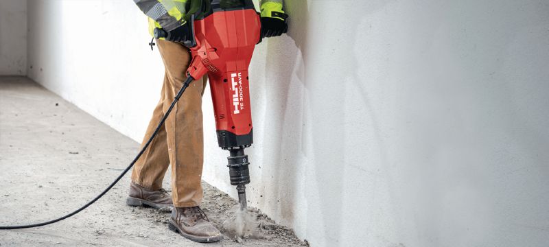 Hilti 15 Amp 120 Volt 1 in. TE 2000-AVR Polygon Demolition Jack Hammer Kit  with Trolley an