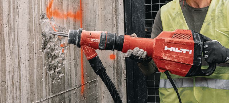 TE 600-AVR Breaker hammer Heavy-duty demolition hammer for wall chiseling in concrete and masonry, with less weight, lower vibration, and more performance than the TE 700-AVR predecessor Applications 1